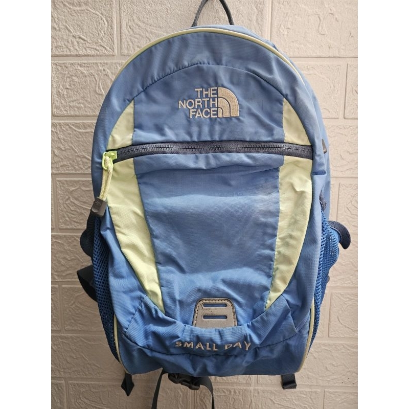 พร้อมส่ง กระเป๋าเป้เด็กมือสอง The North Face สีฟ้า สภาพดี