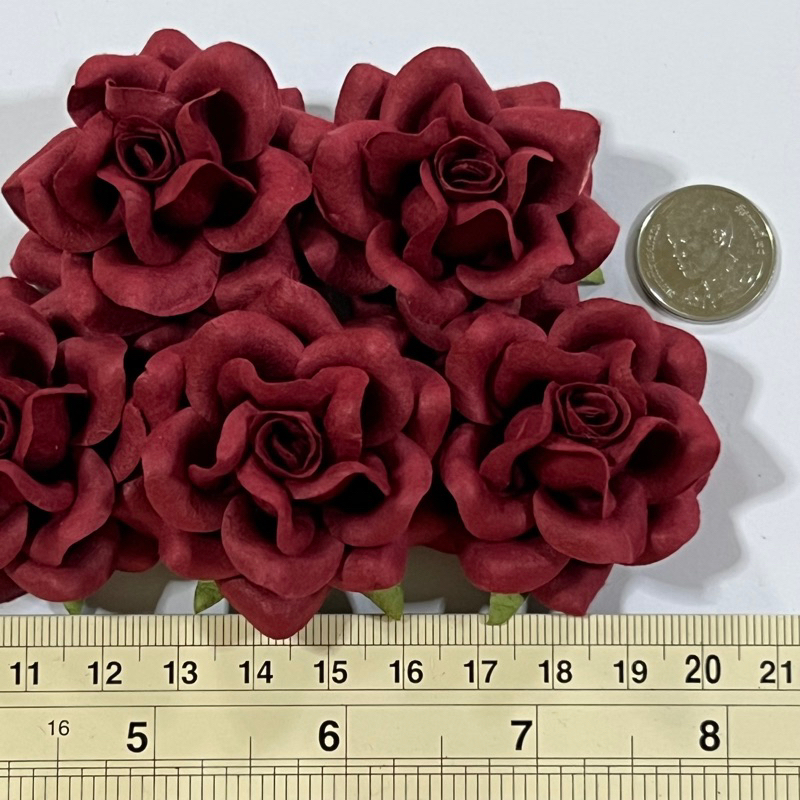 ดอกกุหลาบ 5 ซม. สีแดงเลือดหมุ เบอร์กันดี้ จำนวน 10 ดอก