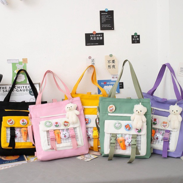 GUCSELECTED(B1738) กระเป๋าผ้าสะพายข้างสะพายเป้ได้ **แถมเข็มกลัด6ชิ้น**