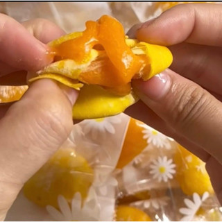 ขนมเปี๊ยะลาวา4บาท *พร้อมส่ง!! 1ตะกร้า ได้10ชิ้น