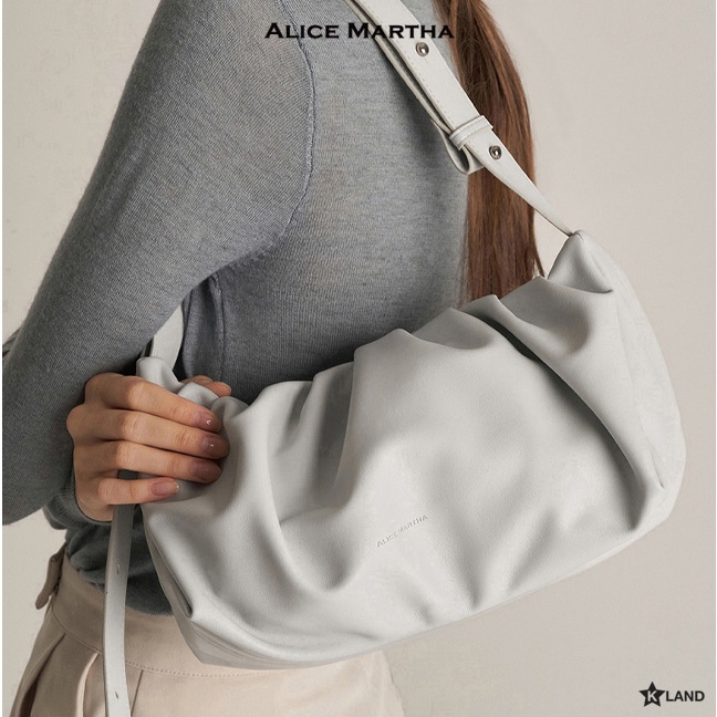 ALICE MARTHA   BAG รุ่น ERIN  กระเป๋าอลิซ มาร์ธา  แบรนด์เกาหลี กระเป๋าสะพายข้าง  (AMT23BG0001U)