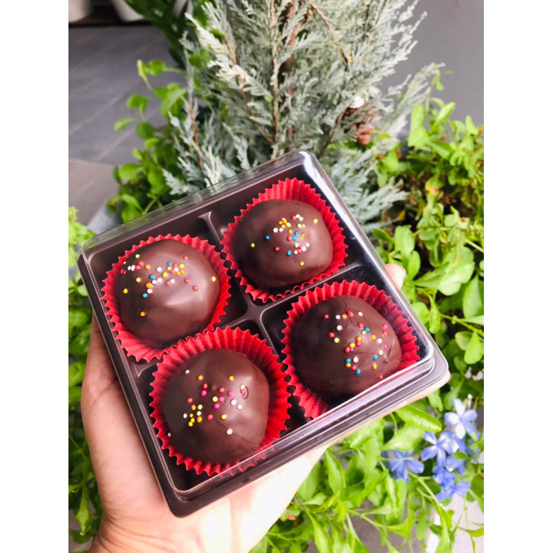 🍫ช็อกบอลบราวนี่ ลูกใหญ่ รสเข้มข้น กล่องละ4ลูก