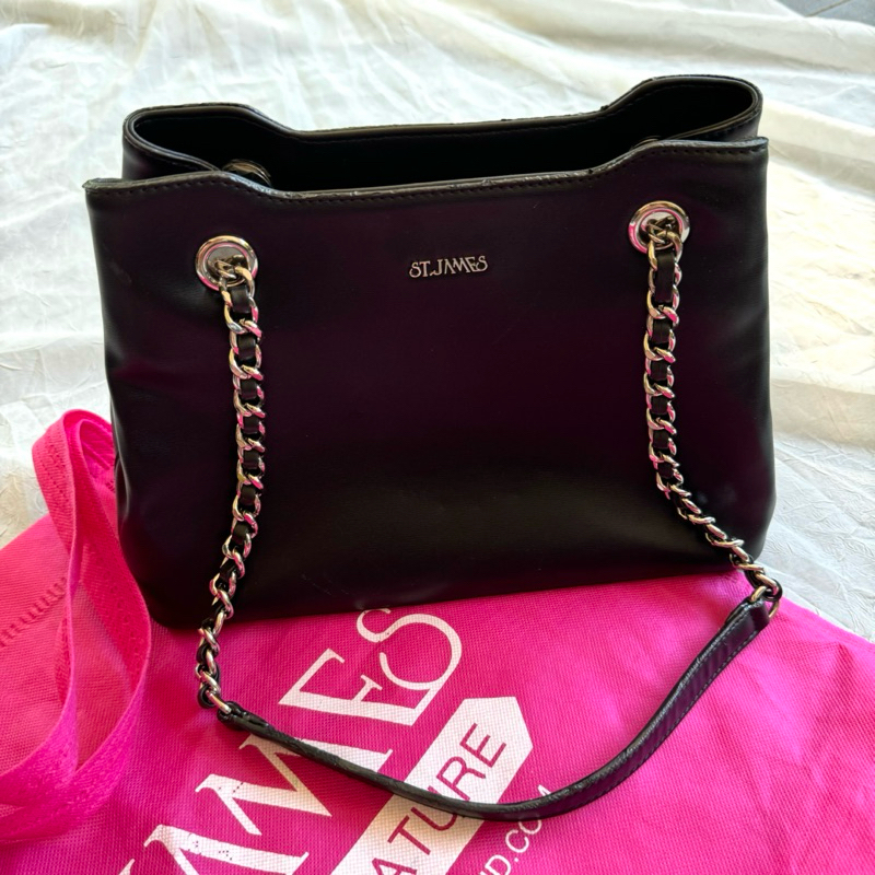 used👜 กระเป๋าสะพายข้าง แบรนด์ ST.JAMES สีดำ