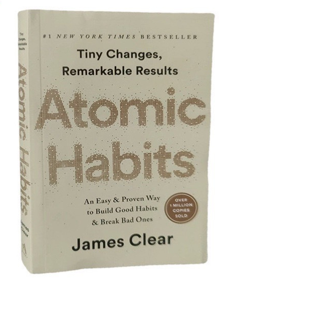 【หนังสือภาษาอังกฤษ】พร้อมส่งในไทย Atomic Habits โดย James Clear