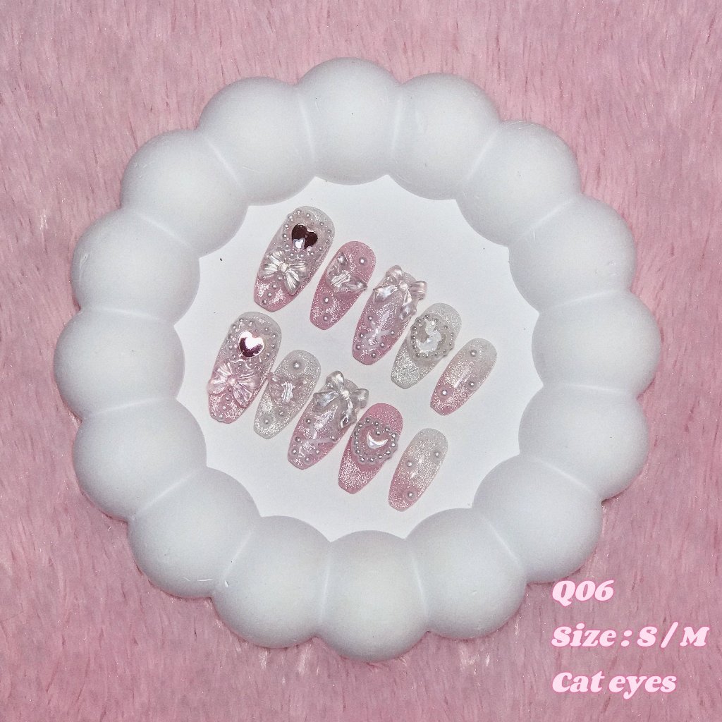 ೀ⋆｡ Q06 เล็บเจลปลอมสีชมพูขาวลูกแก้ว cat eyes