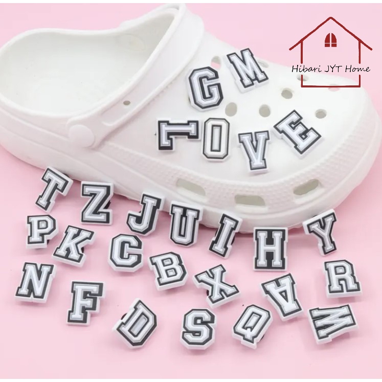 Jibbitz จิ๊บบิท ตัวติดรองเท้า อะไหล่ติดรองเท้า ตัวอักษร A-Z