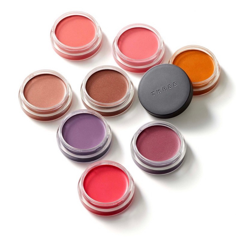 THREE บลัชออน Glam Tone Color Custard 5 กรัม