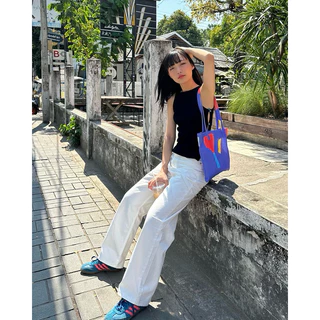 Quera Tank เสื้อกล้ามผู้หญิง ทรงเข้ารูป กระดุมผ้าข้าง ดีไซน์มินิมอล ใส่เที่ยว/ทำงาน | Liz Room