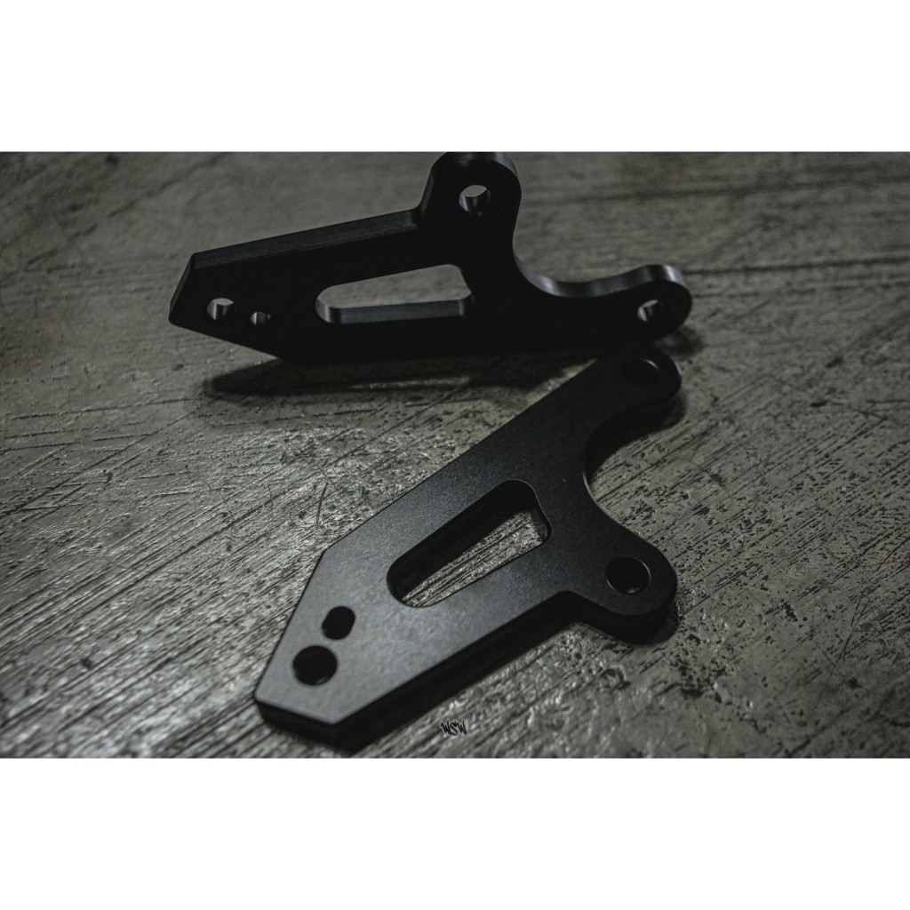 ตัวย้ายพักเท้าหลัง Royal Enfield 650