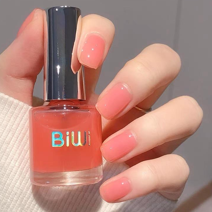 BiWi สีทาเล็บคุณภาพสูง สีโทนเล็บสุขภาพดี มีสารบำรุงให้เล็บแข็งแรง ดูสุขภาพดี สีกึ่งเจล เนื้อเงาวาว ไม่ต้องอบ แห้งไว
