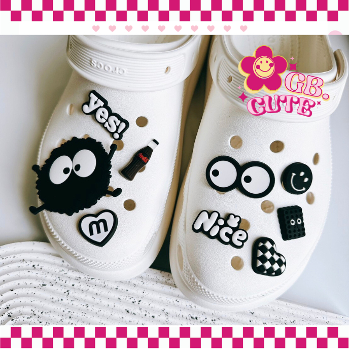 ตัวติดรองเท้า Jibbitz 1 เซ็ท ลาย Nice Black จำนวน 9 ชิ้น ค่ะ ตกแต่งรองเท้า สินค้าพร้อมส่งจากไทย จัดส่งเร็ว