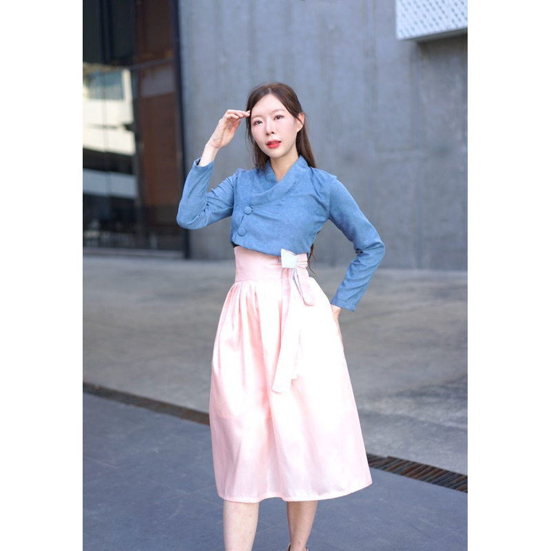 ชุดเซทฮันบกประยุกต์ (Velvet Crop&amp;Silk Skirt) Modern Hanbok by Boraunnii