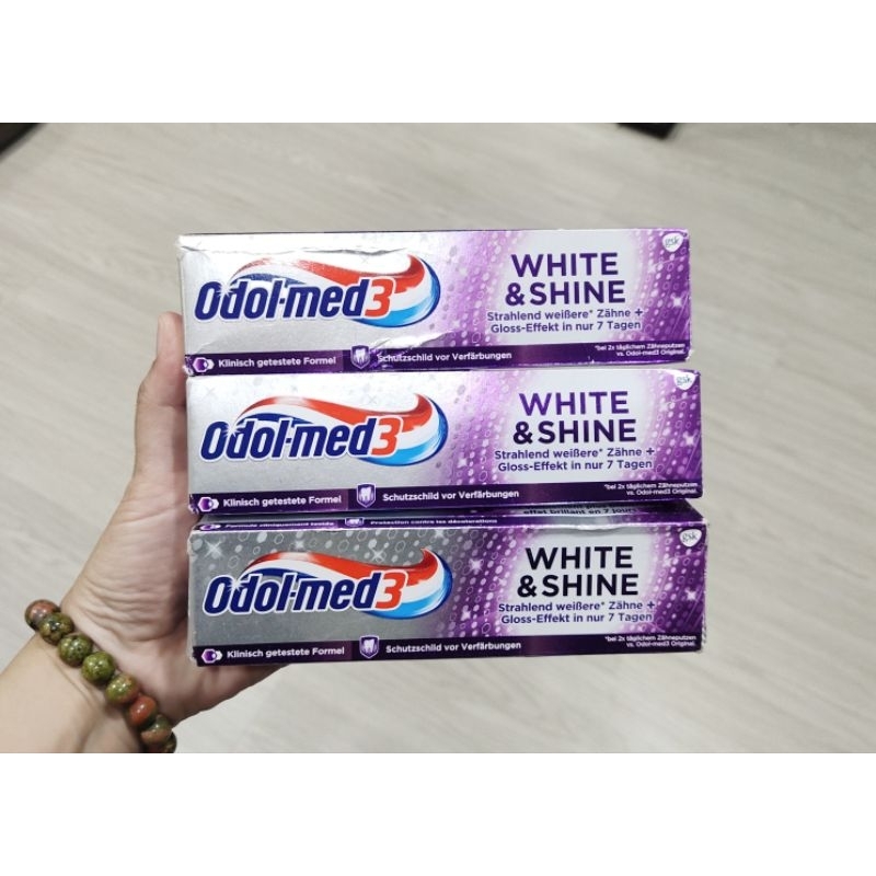 ยาสีฟัน Odol med 3 สูตร white and shine 75ml