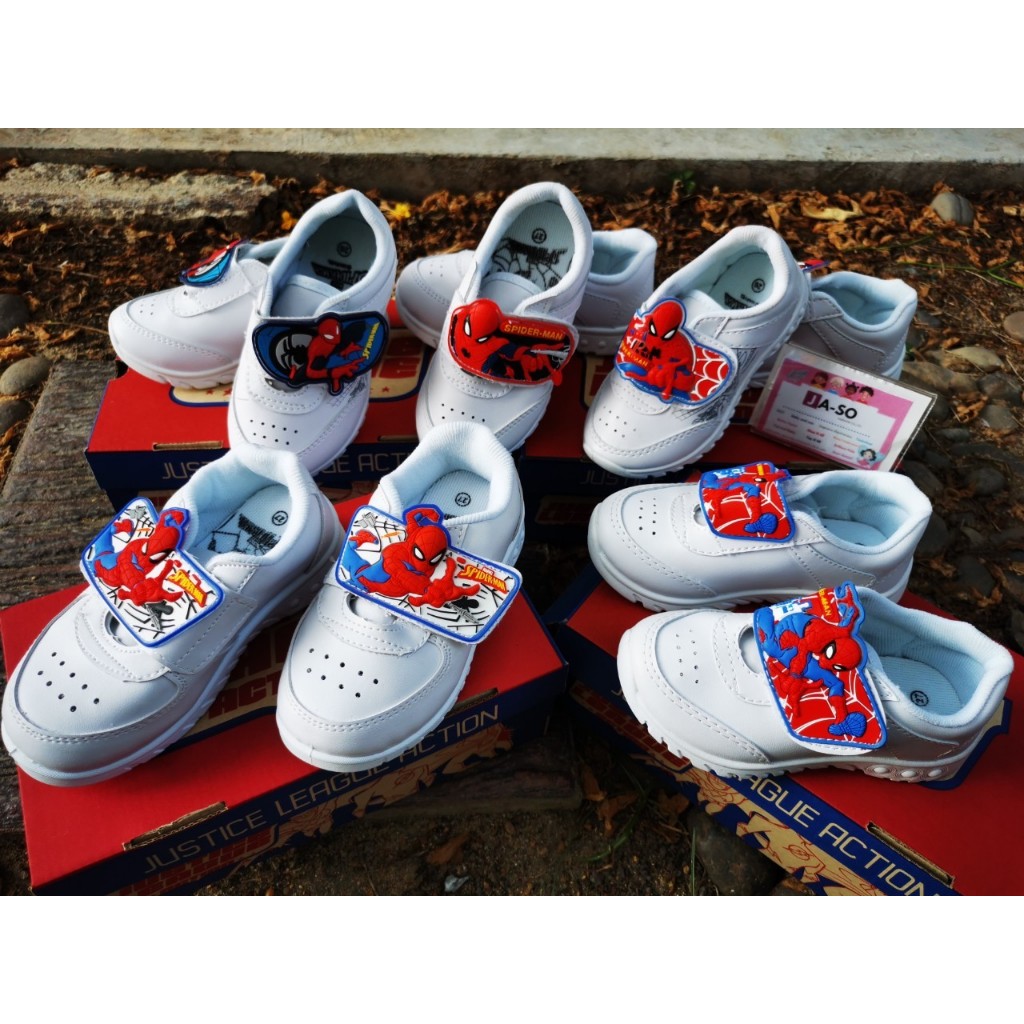 รองเท้านักเรียน รองเท้าพละชาย รองเท้าผ้าใบ สไปเดอร์แมน spiderman by gerry gang /