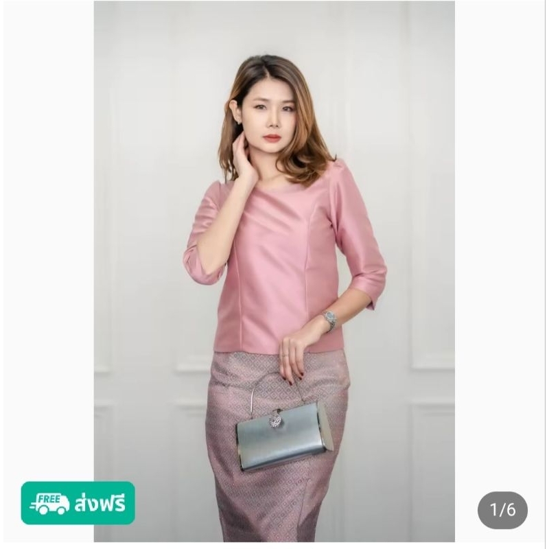 ส่งต่อเสื้อ br voguish สีเขียว size M ป้ายห้อย แค่ลอง