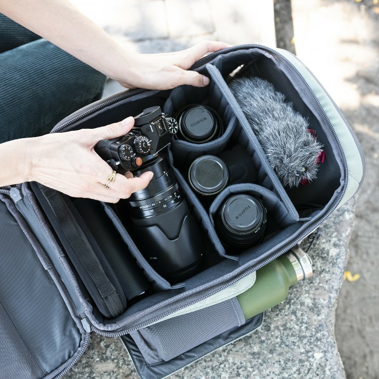 Nomatic x Peter McKinnon LUMA Camera Pack 18L (ประกันศูนย์) กระเป๋ากล้องสะพายหลัง ความจุ 18 ลิตร