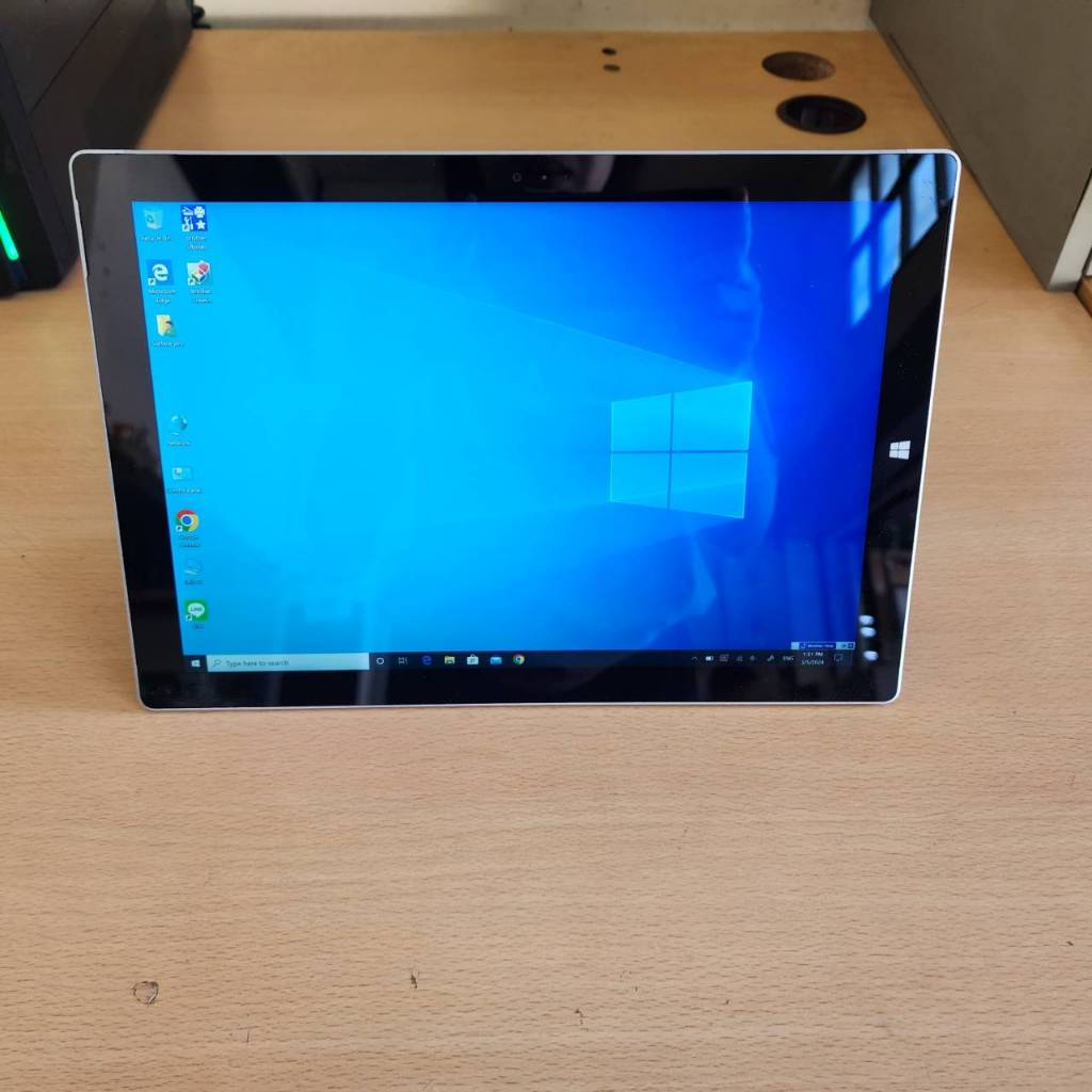 Microsoft Surface Pro 3 มือสอง