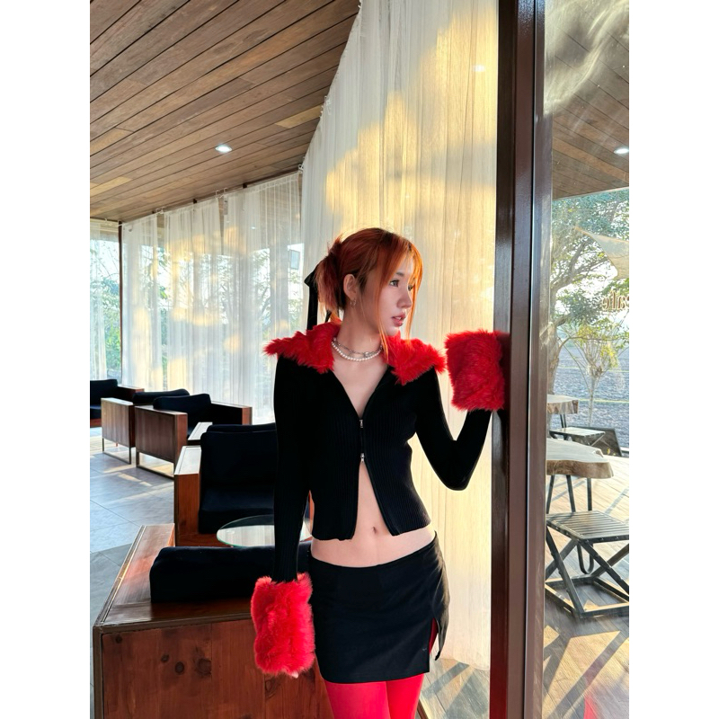 เสื้อแขนยาวไหมพรมขนปุย มีสีใหม่ ขนเฟอร์ฟูมาก แขนขนคอปกขนแน่นๆ นุ่มนิ่ม