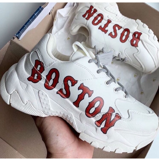 พร้อมส่ง  MLB รองเท้าผ้าใบ Unisex Hofer BOSTON RED SOX รองเท้าผ้าใบผู้หญิง สินค้าลดล้างสต็อค