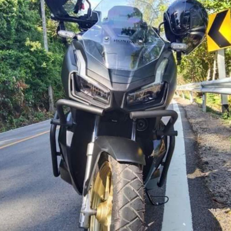 แคชบาร์ADV-150 กันล้มADV-150 เหล็กหนาๆทำสีอย่างดี