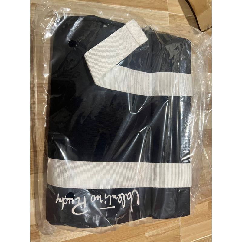 กระเป๋า Valentino Rudy Ronda Bag สีกรมท่า