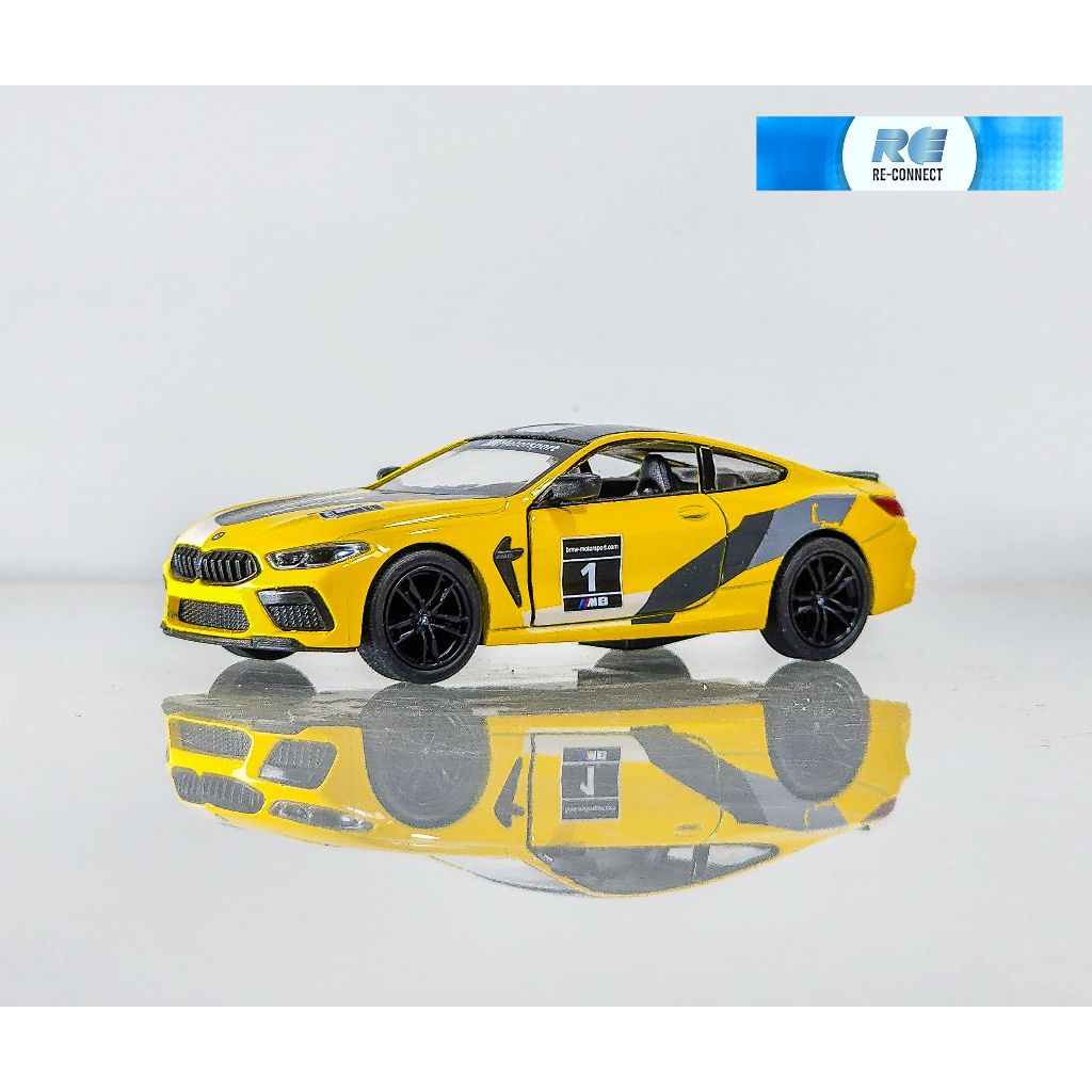 โมเดลรถยนต์ รถแข่ง บีเอ็มดับเบิลยู ของเล่น สะสม KINSMART 1:38 BMW M8 Competition Coupe(13 cm.) No.1 Motor Sport Diecast