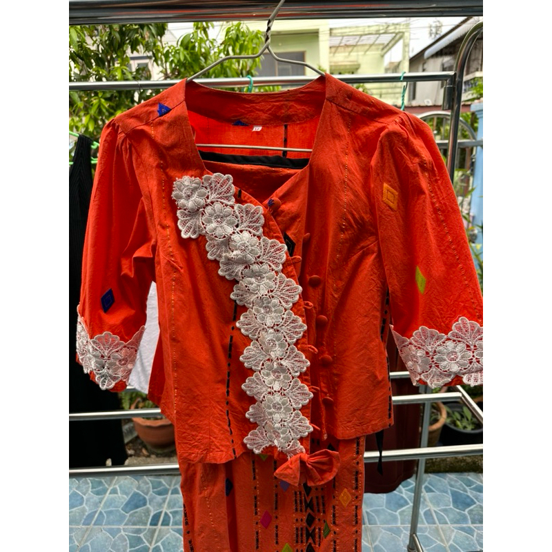 ชุดพม่า ซื้อจากพม่า ของแท้ สีส้ม ผู้หญิง ไซส์กลาง-เล็ก ประมาณ M