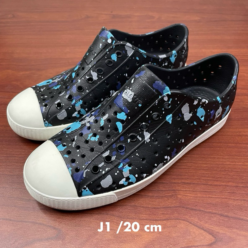 รองเท้าเด็กมือ2 Crocs (J2,20cm)
