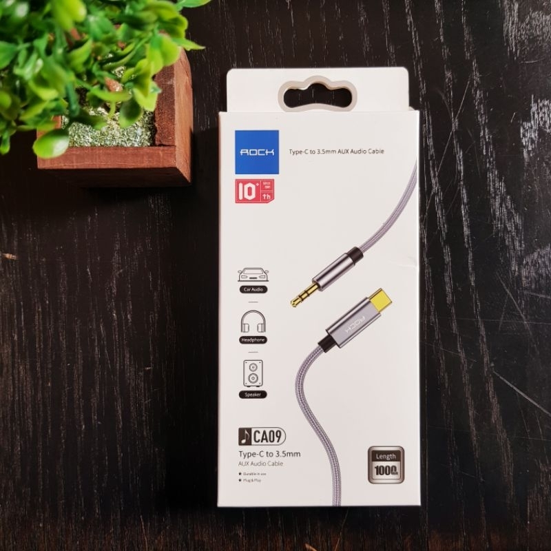 • สาย Aux C to 3.5mm • Rock Ca09 Aux Audio Cable Type C To 3.5mm (สีเทา 1 เมตร)