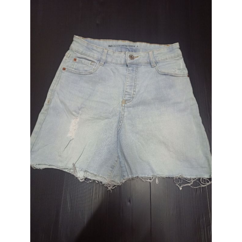 ee150 INC ยีนส์ขาสั้นเอวสูงผ้ายืดมือสอง เอว 28