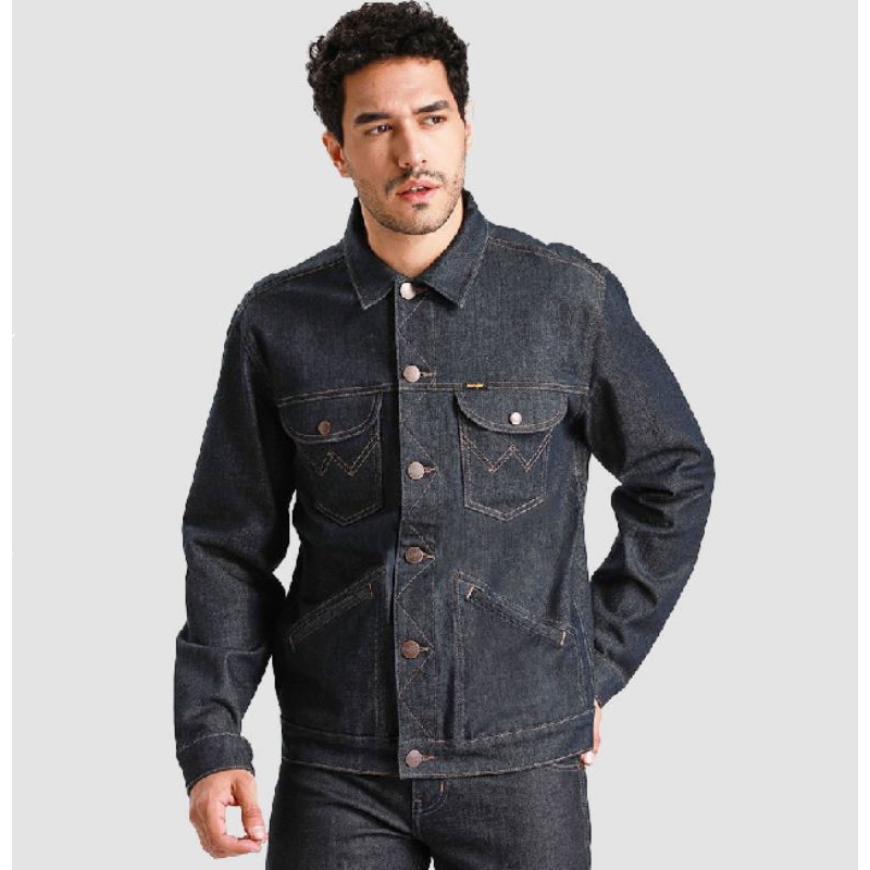 แจ็คเก็ตยีนส์ Wrangler Regular Fit ผ้ายืดนิดหน่อย แบรนด์แท้ Made in Thailand ราคา 2,490฿