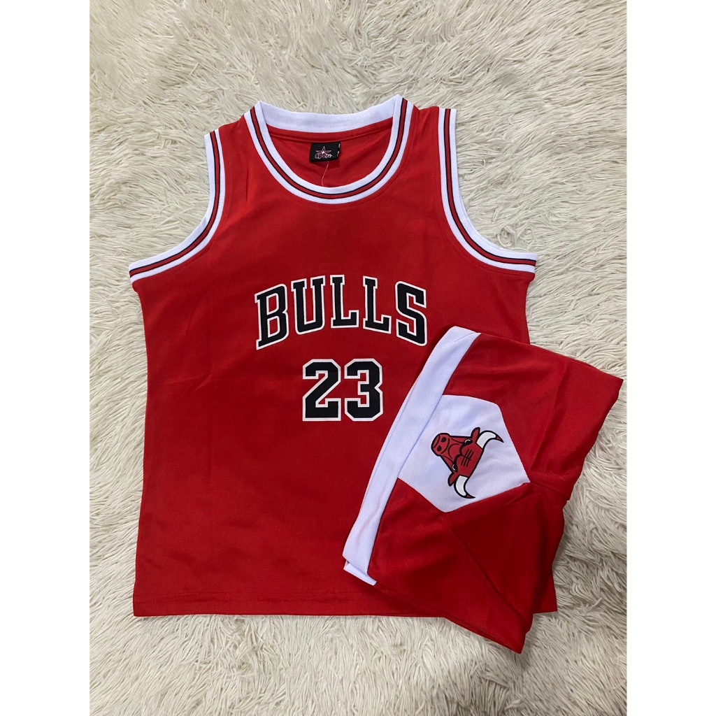 ชุดบาสเด็กใส่เล่นกีฬา ชุดเซ็ทเสื้อ+กางเกง ใส่ได้ทุกเพศใส่สบายบางเบาระบายอากาศไม่อึดอัด สีแดงเบอร์23