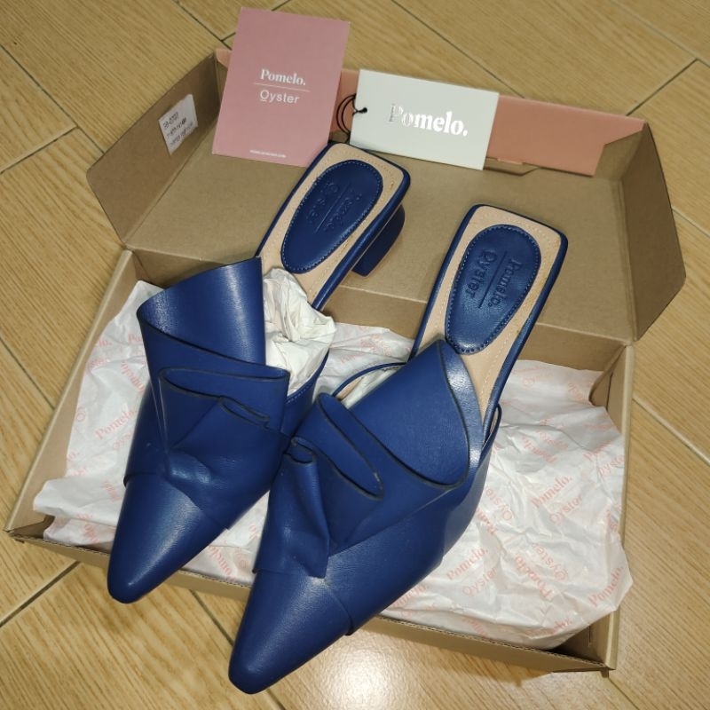 รองเท้า Oyster Footwear รุ่น Oyster petal mules Cobalt เบอร์ 38 สีน้ำเงินสวย