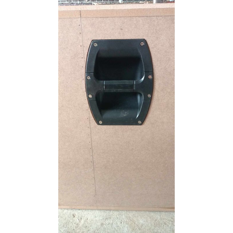 ลำโพง bluetooth DIY(งานดิบ) ดอก10"2ดอกคว่ำกลาง4"8ดอกแหลม2.25"4ดอกขนาดตู้ยาว 100ซม.กว้าง 41ซม สูง 59ซม ปริมาตรพอเหมาะ