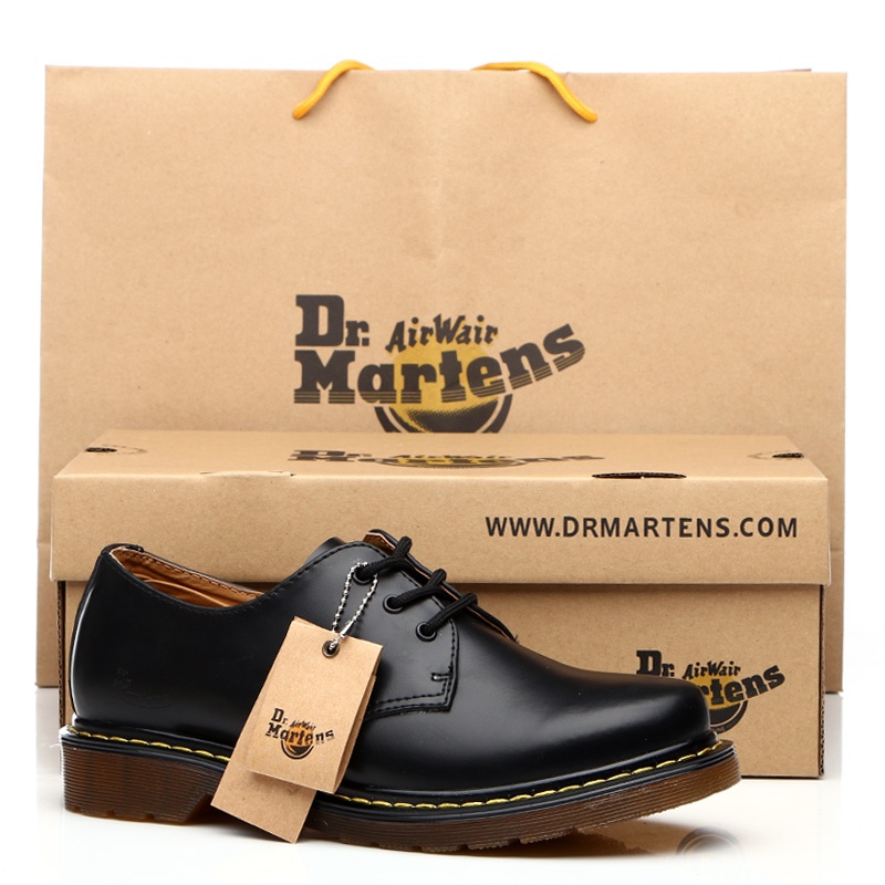 Dr.Martens รองเท้าหนัง แบบผูกเชือกสำหรับผู้ชาย