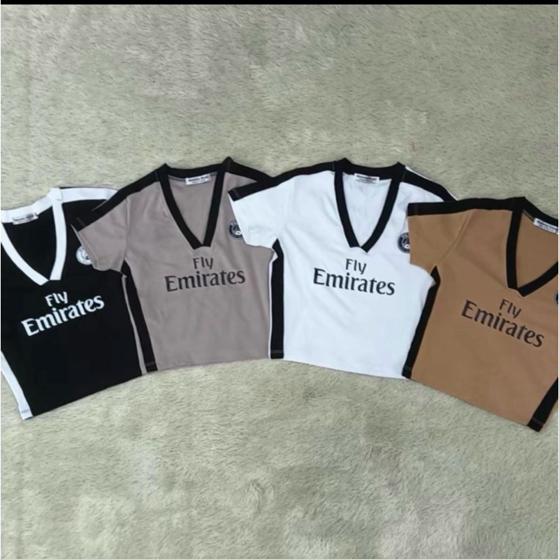 เสื้อครอปสกรีนลาย Emirates ผ้ายูนิโคล่