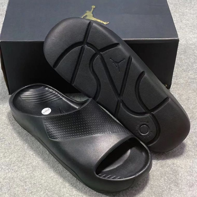 Nike Air Jordan Post Slide รองเท้าแตะ สนิ่ม ผู้ชาย ไนกี้แท้ ยางพารา ผู้ชาย scholl Jordan sandal รองเท้าแตะเด็กผู้ชาย