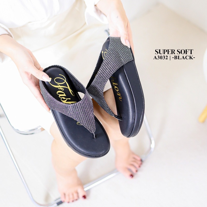 Softchu รุ่น A3032 ต้อง+1ไซส์ สูง2 นิ้ว รองเท้าสุขภาพ ผู้หญิง พื้นนุ่ม ใส่นุ่มสบาย