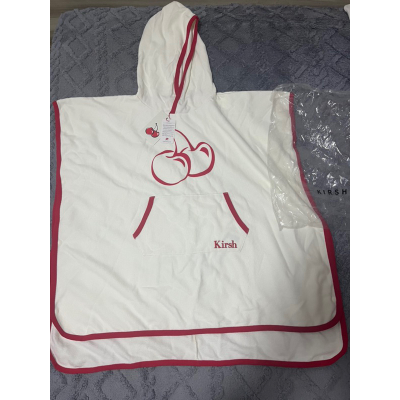 kirsh beach poncho🍒🇰🇷