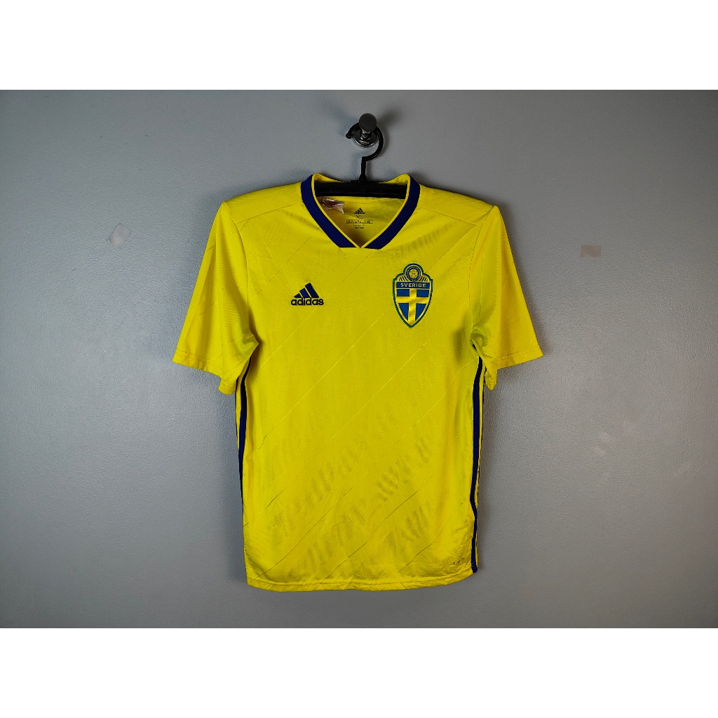 เสื้อทีมชาติ Sweden 2018