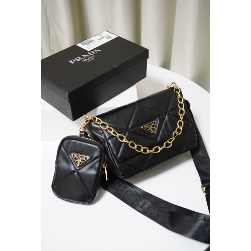 พร้าด้า System nappa leather bag งานพร้อมกล่อง มีบริการเก็บปลายทางค่ะ