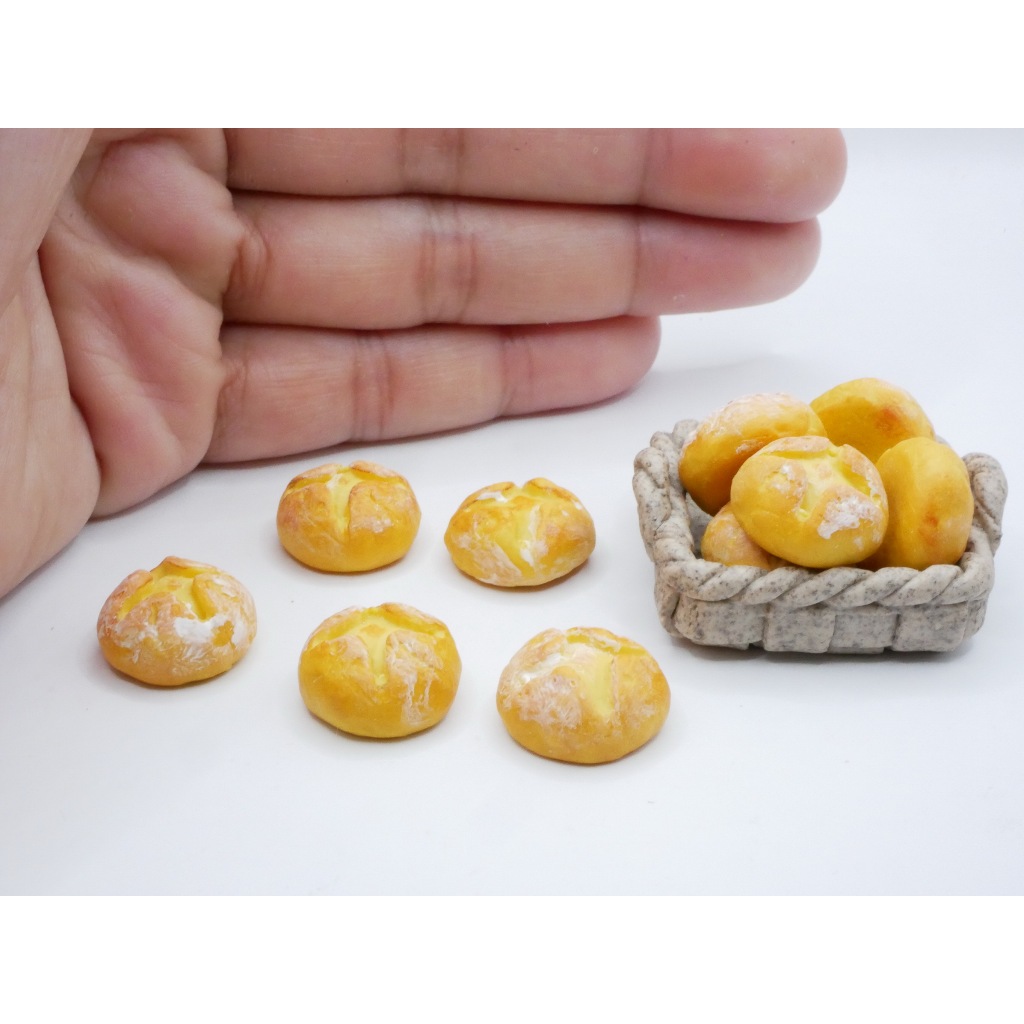 ขนมปัง ซาวโดวจ์ (ราคา/ชิ้น) Sourdough Bread จิ๋ว ขนมดินปั้น ขนมจิ๋ว ขนม ของจิ๋ว ของตกแต่ง บ้านตุ๊กตา