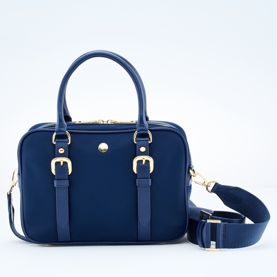 Judy Me in Navy : กระเป๋าสะพายข้างสีนำ้เงินกรม ALEXIS Judy Me Collection