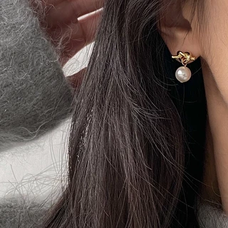 earika.earrings - pearl dangle collection รวมต่างหูห้อยไข่มุกก้านเงินแท้ชุบทองคำขาว/ทอง ผิวแพ้ง่ายใส่ได้