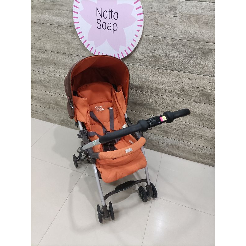 รถเข็นเด็ก Combi รุ่น stroller(มือสอง)สีน้ำตาล