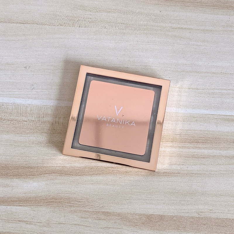 Vatanika beauty eyeshadow สี Cesoir ตี95% ใช้น้อย สีสวย (ราคาเต็ม1250)❌งดต่อราคา