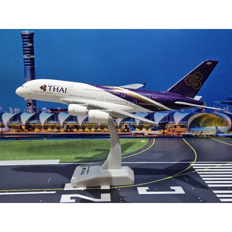 โมเดลเครื่องบิน Thai Airways การบินไทย Airbus A380-800 HS-TUD Scale 1:200 By Hogan Wings