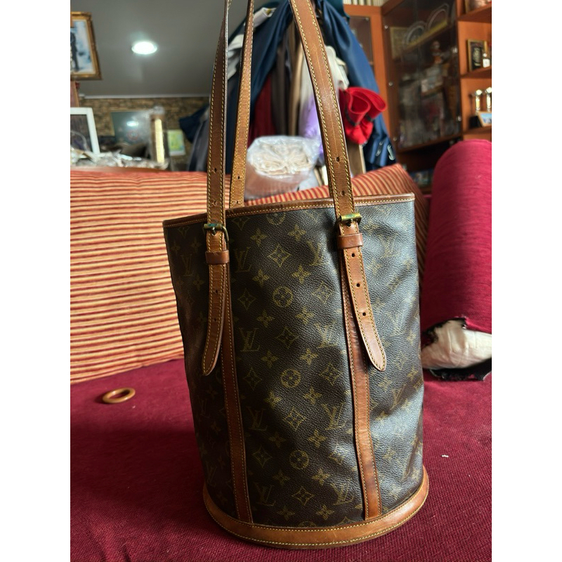 #lvมือสองของแท้ #lvมือ2 #lvมือสอง #lvbucket #กระเป๋าหลุยส์แท้ #หลุยส์แท้มือสอง #แบรนด์เนมแท้มือสอง #