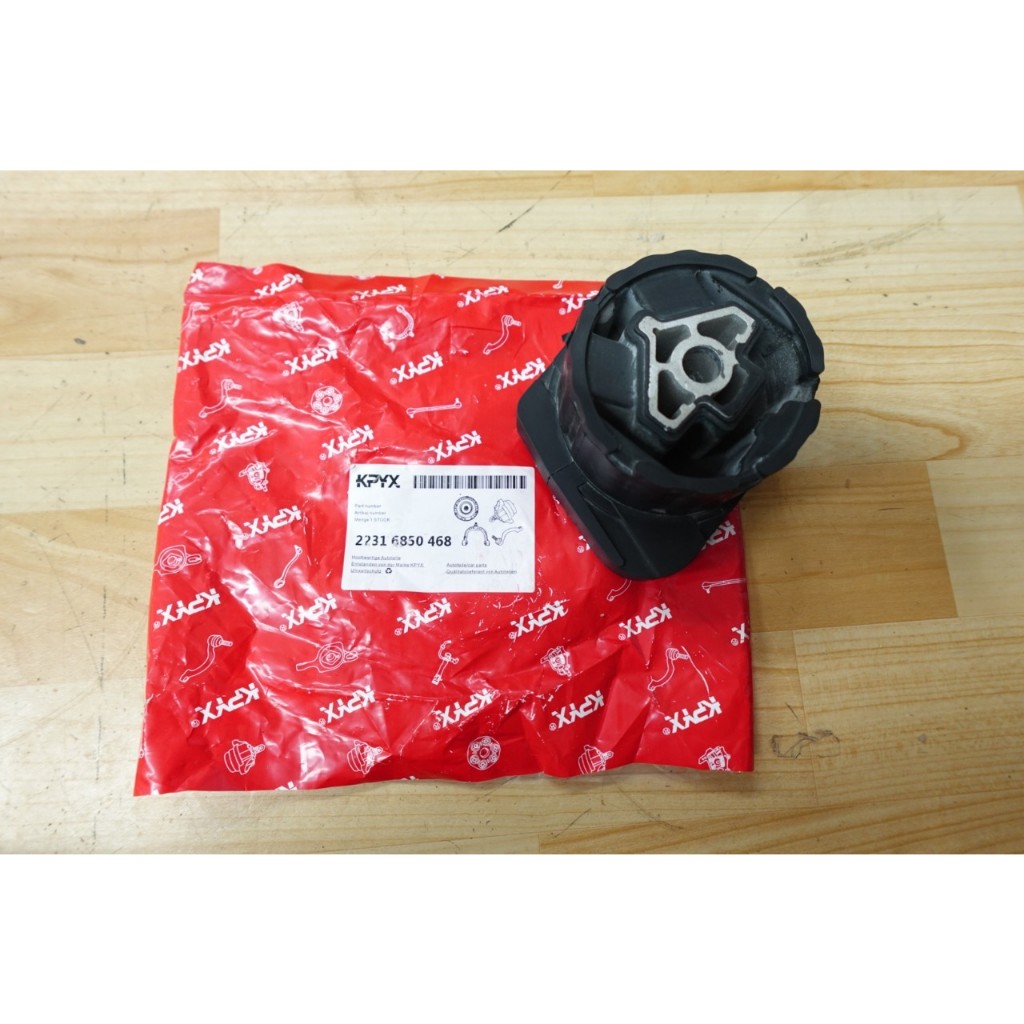 ยางแท่นเกียร์ BMW X3 F25 , X4 F26 เครื่อง N47 B47 N20 เบนซิน/ดีเซล