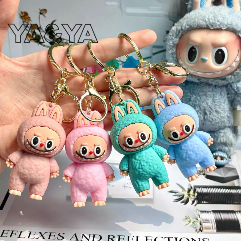 ส่งด่วนจากไทย พวงกุญแจ ลาบูบู้ ฟันแหลม น่ารัก มี 4 สี และ พวงกุญแจ Cry Baby น้องร้องไห้ น่ารัก มี 4 สี
